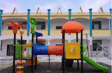 儿童组合滑梯 长沙游乐玩具厂家的专业制造与幼儿成长乐园